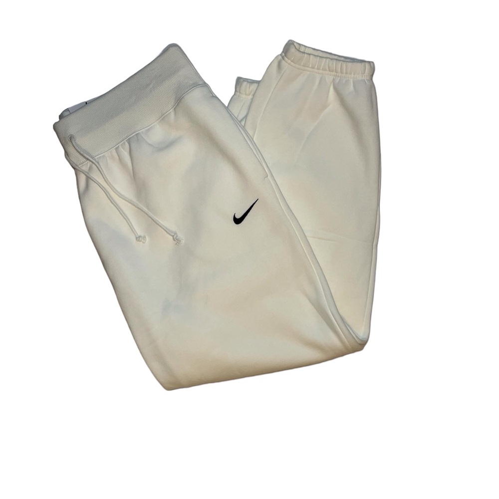 Nike Women Jogger sweet pants Beige/White/Cream Size: 1x